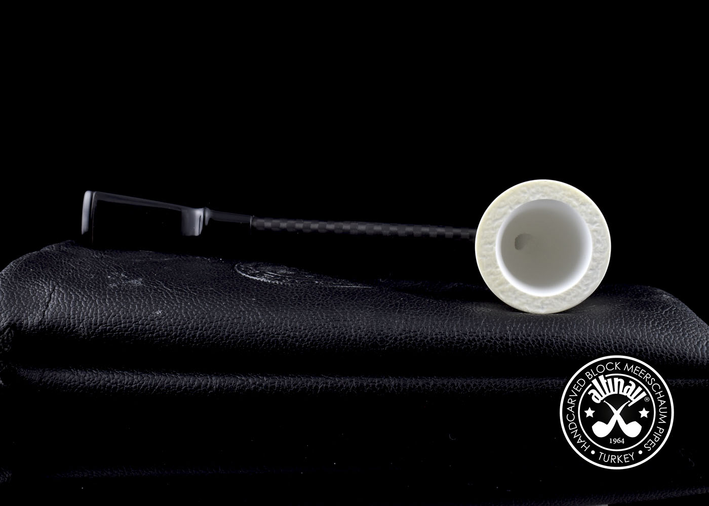 altinay-carbon-fiber-poker-meerschaumpfeife-stehend image 6