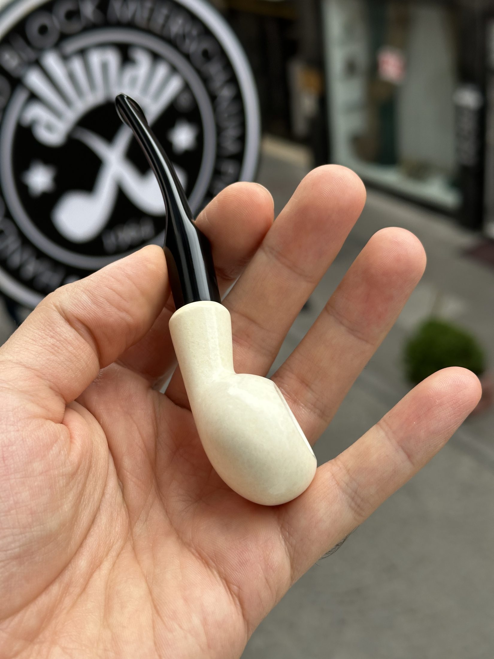 altinay-translucent-squat-tomato-meerschaumpfeife-a image 2