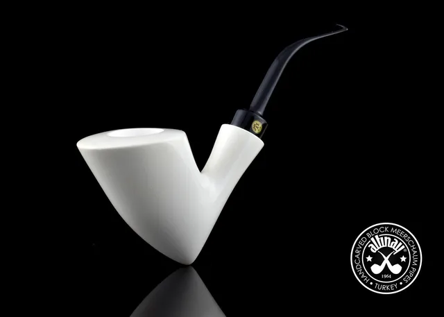 altinay-classic-pickaxe-36164-meerschaumpfeife-schr-g image 1