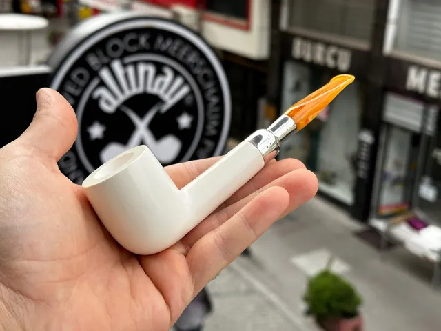 altinay-translucent-series-lovat-spigot-meerschaumpfeife-a image 1