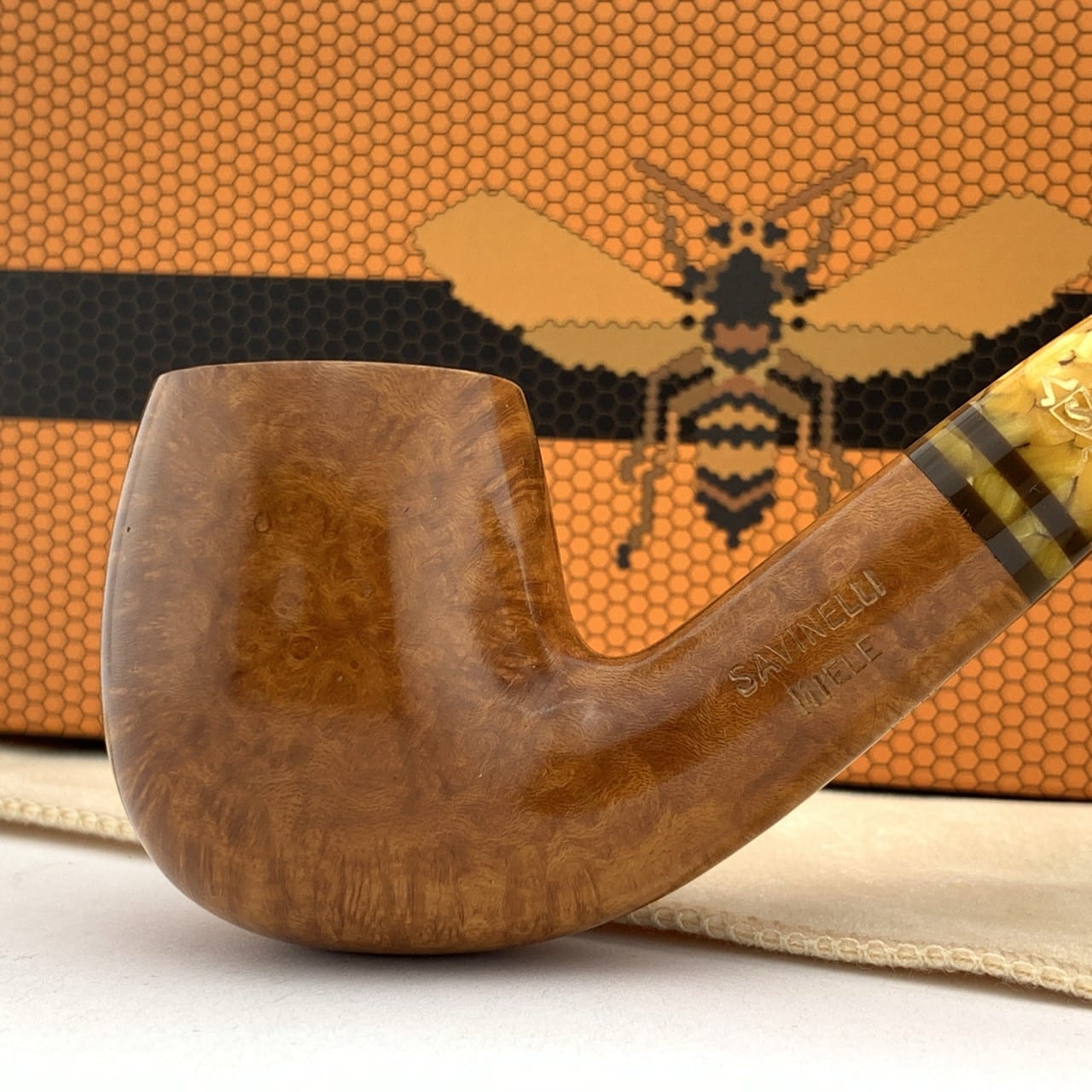 savinelli-miele-601-pfeife-gebogen-honig-6mm-filter image 4