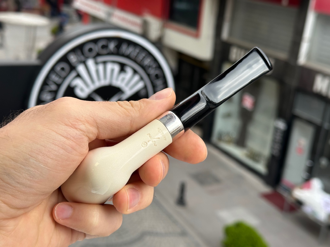 altinay-translucent-dublin-meerschaumpfeife-silberband-a image 6
