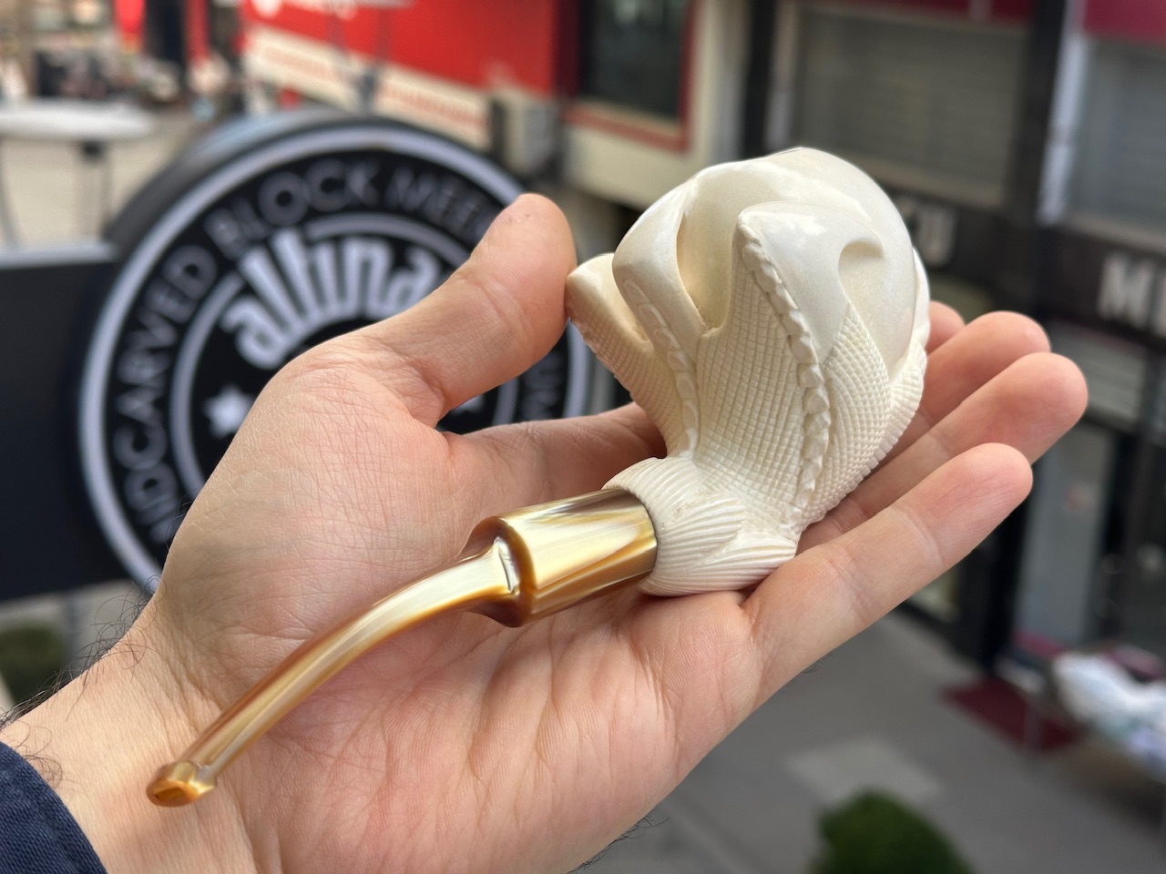altinay-xl-claw-meerschaumpfeife-translucent-geschnitzt image 2