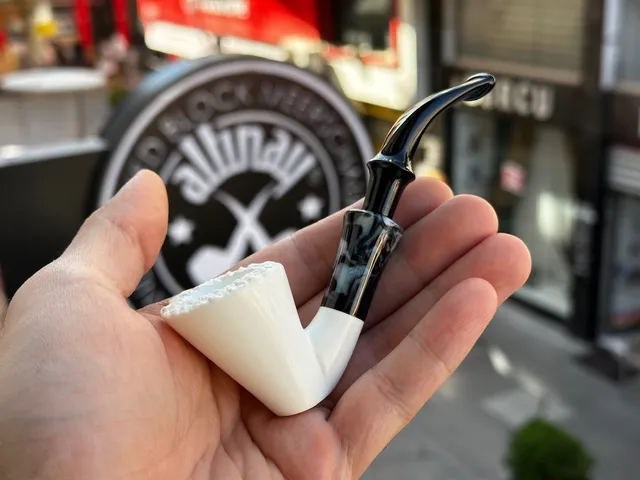altinay-classic-cherrywood-meerschaumpfeife-mit-resin-ring-natur image 1