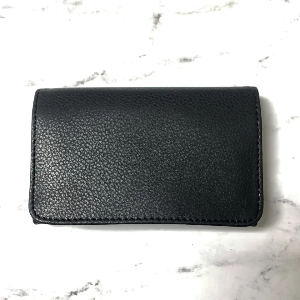 tabakbeutel-leder-schwarz-eckig-druckknopf-pouch image 1