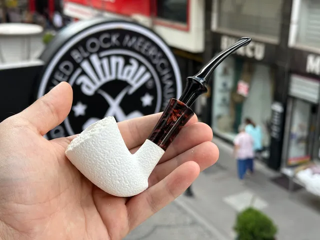 altinay-classic-acorn-meerschaumpfeife-eldritch-ring image 1
