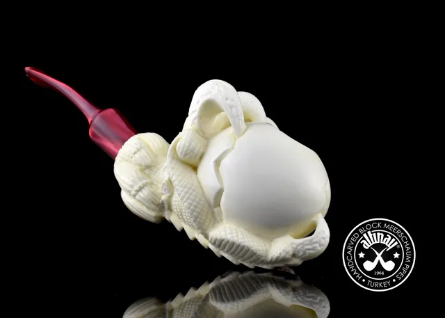 altinay-eagle-s-claw-48192-meerschaumpfeife-egg-in-claw image 1