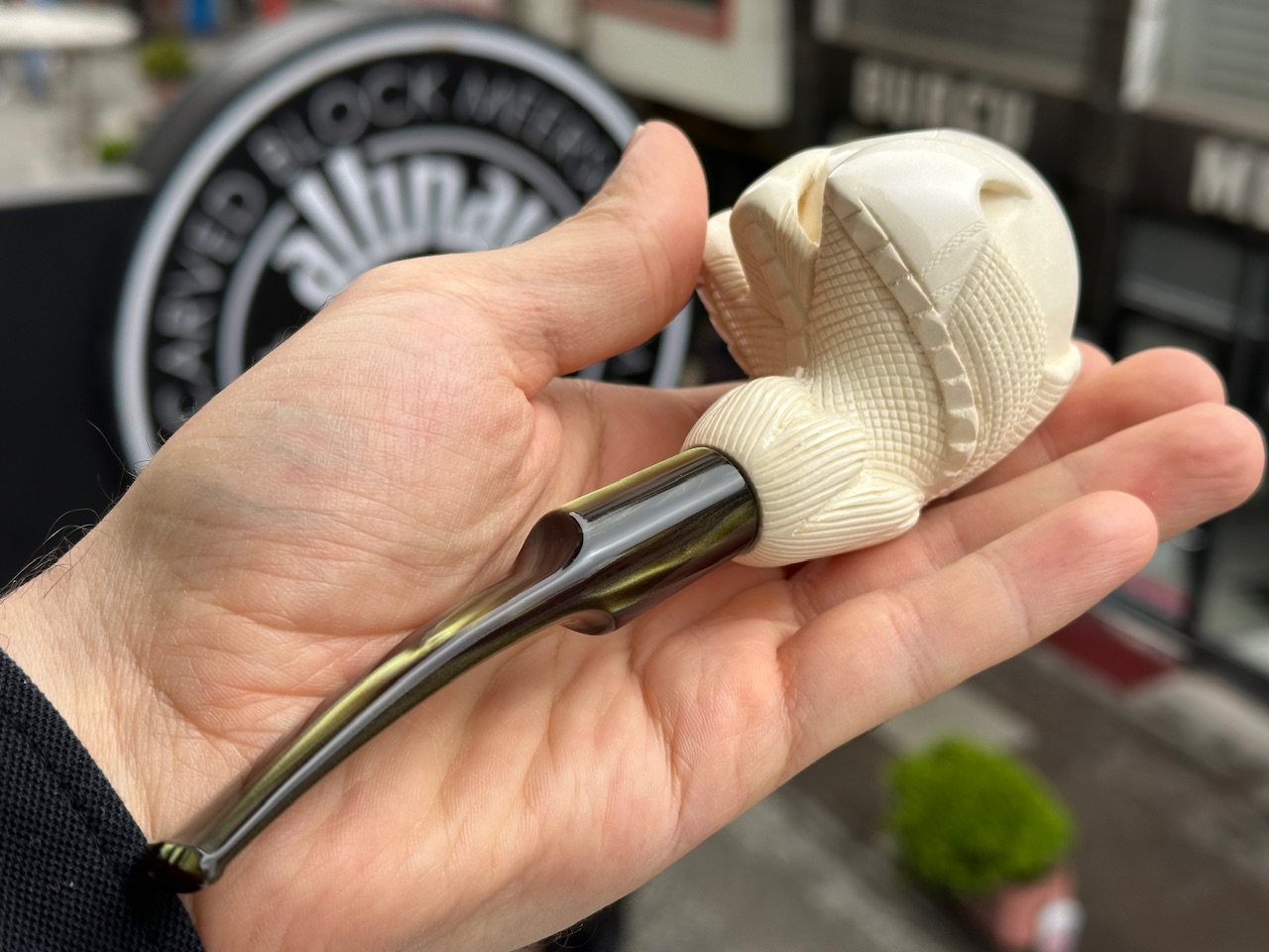 altinay-translucent-claw-meerschaumpfeife-figur-a image 2